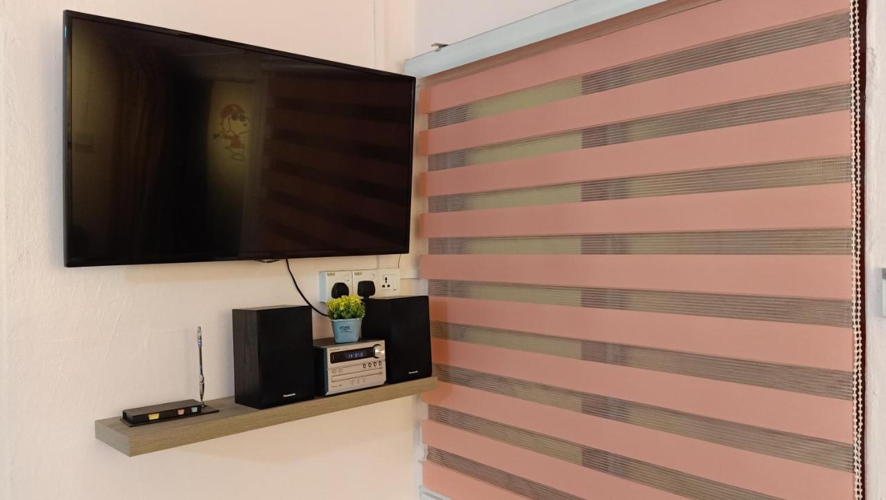 Snoopy Homestay Two Bedroom Batu Pahat Exterior foto